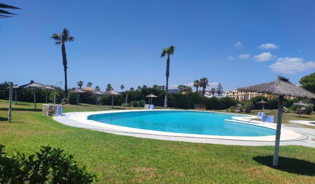 Apartamento En Urbanizacion De Primera Linea De Playa, Atlanterra Zahara De Los Atunes Exterior foto